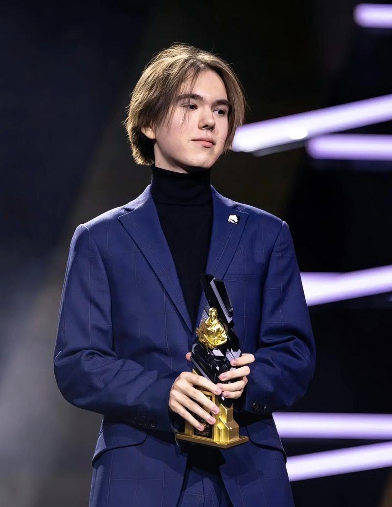 Mindfreak 将为 Paper Rex 参赛；在 2025 年亚洲冠军联赛中