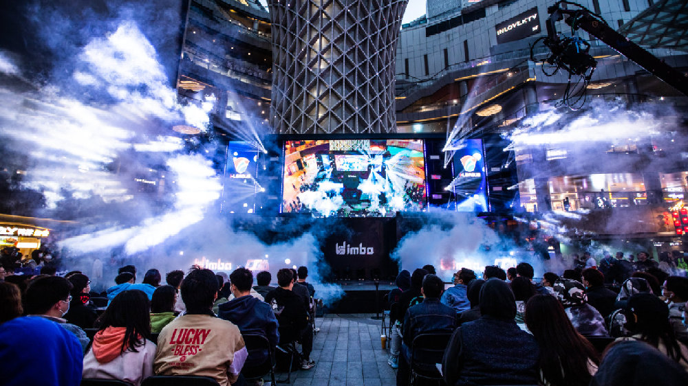 英雄联盟LPL转会期：EDG一直在赚钱